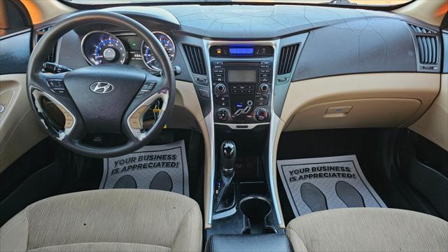 Hyundai Sonata  2012