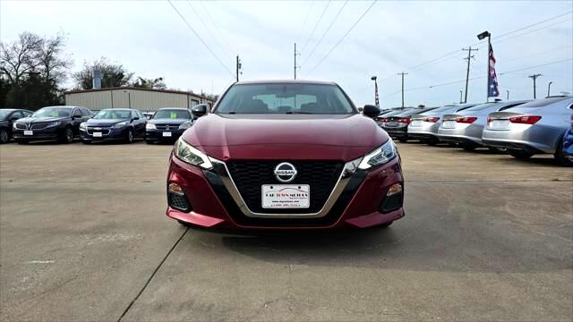 Nissan Altima  2019