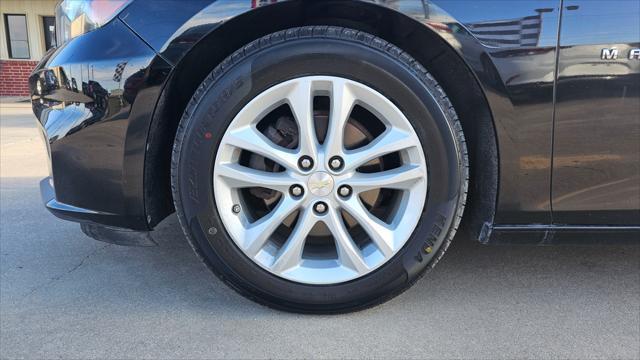 Chevrolet Malibu  2016