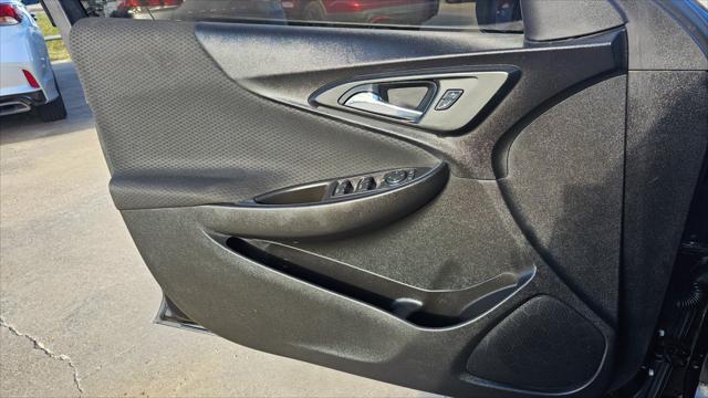 Chevrolet Malibu  2016