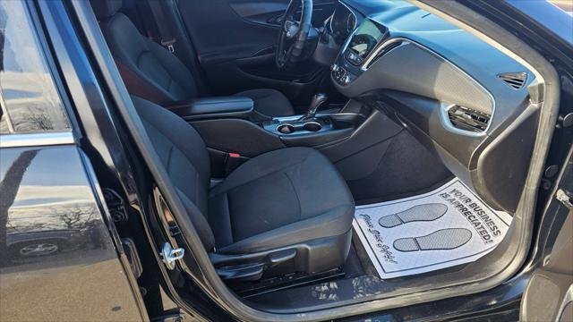 Chevrolet Malibu  2016