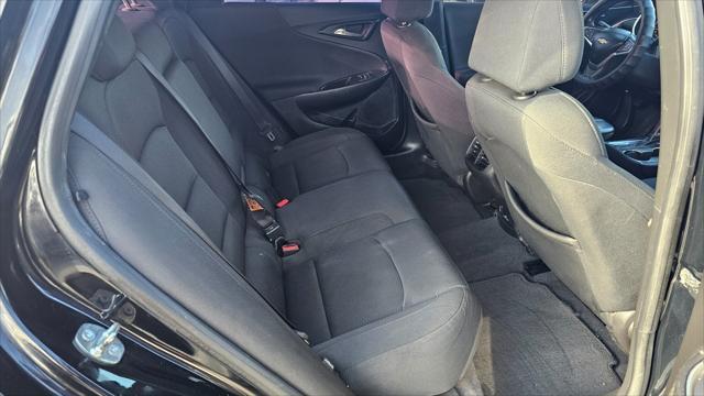 Chevrolet Malibu  2016