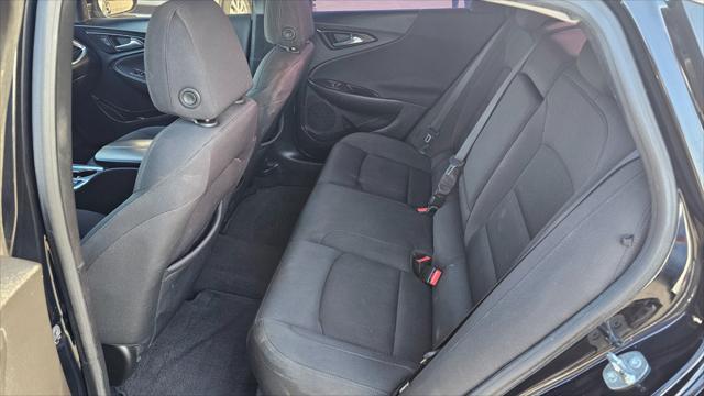 Chevrolet Malibu  2016