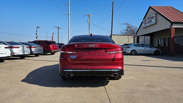 Kia Optima  2019