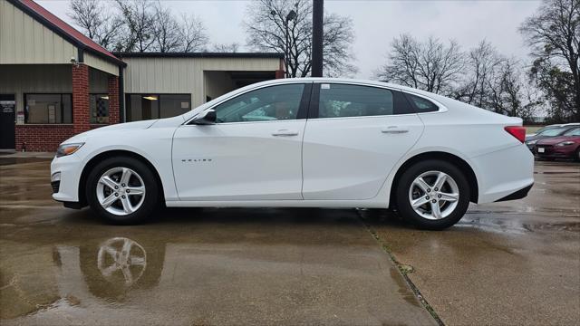 Chevrolet Malibu  2022