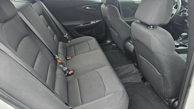 Chevrolet Malibu  2022