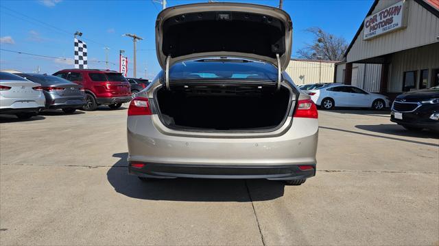 Chevrolet Malibu  2022