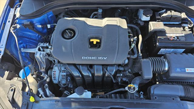 Hyundai Elantra  2017