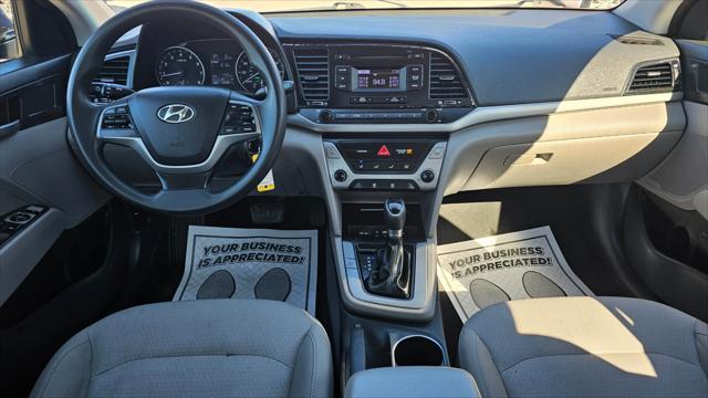 Hyundai Elantra  2017
