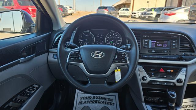 Hyundai Elantra  2017