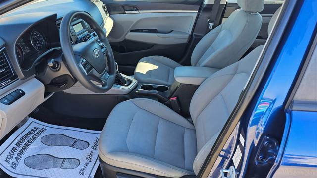 Hyundai Elantra  2017