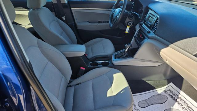 Hyundai Elantra  2017