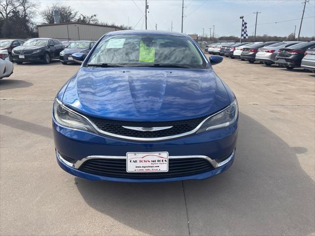Chrysler 200  2015