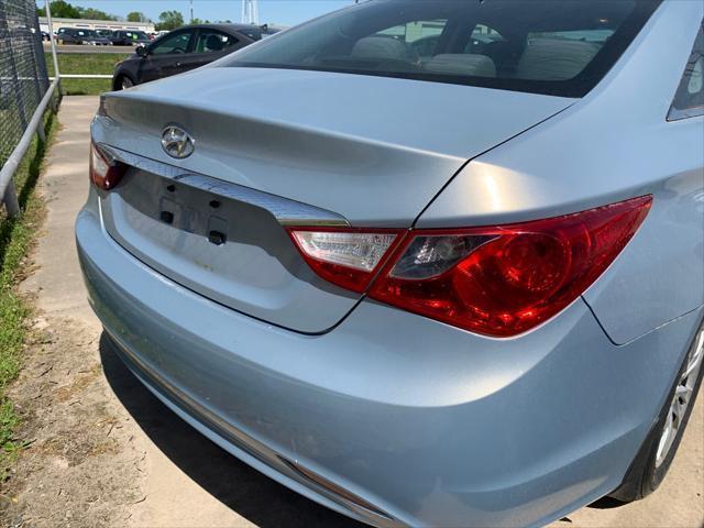 Hyundai Sonata  2011