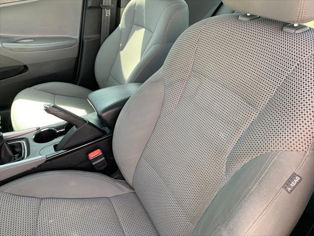 Hyundai Sonata  2011