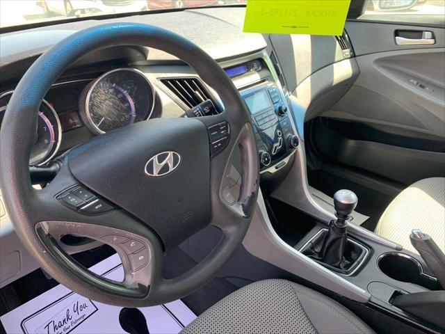 Hyundai Sonata  2011