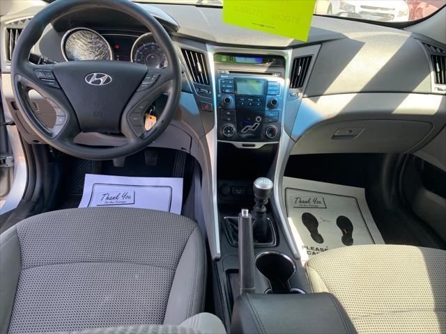 Hyundai Sonata  2011