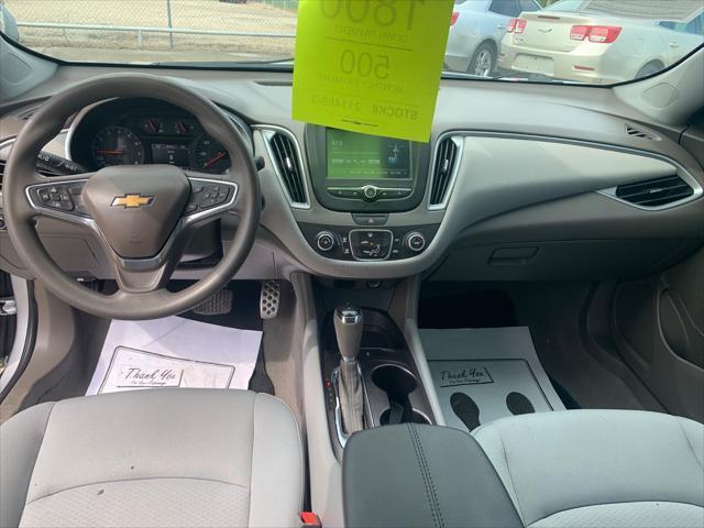 Chevrolet Malibu  2016