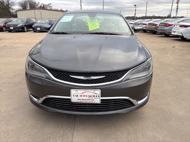 Chrysler 200  2016