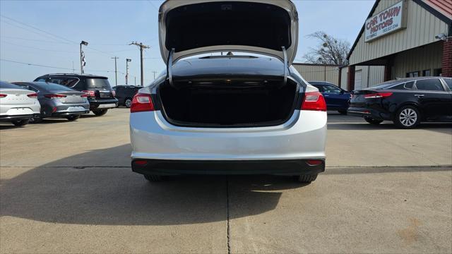 Chevrolet Malibu  2016