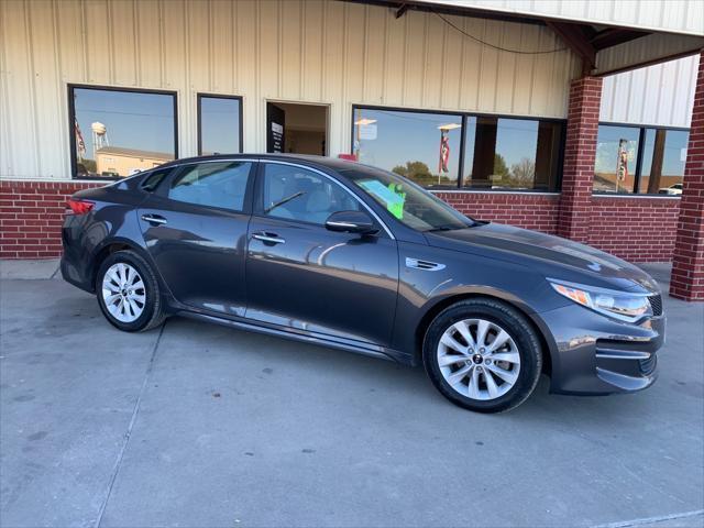 Kia Optima  2017
