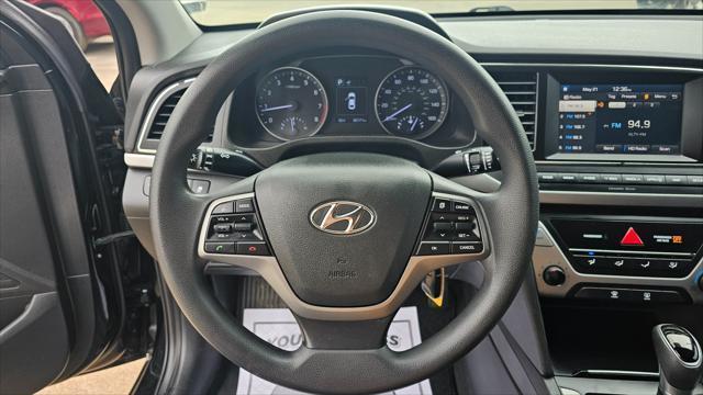Hyundai Elantra  2018