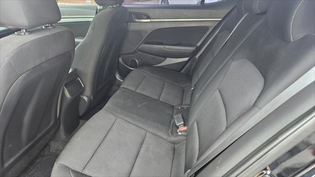 Hyundai Elantra  2018