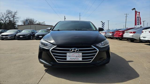 Hyundai Elantra  2018