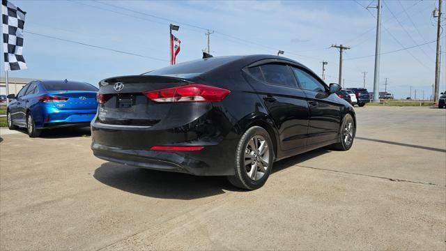 Hyundai Elantra  2018