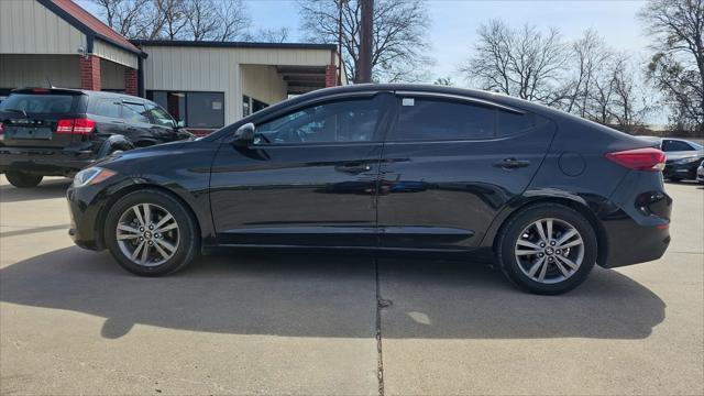 Hyundai Elantra  2018