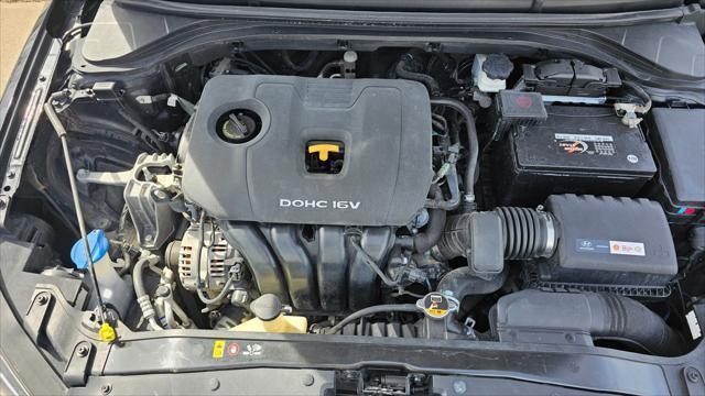 Hyundai Elantra  2018