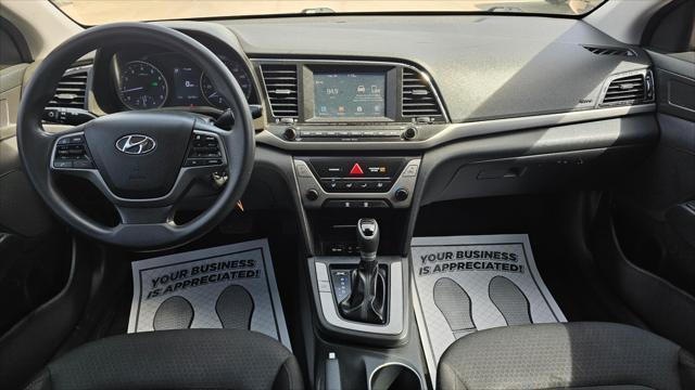 Hyundai Elantra  2018