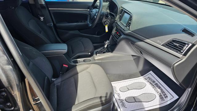 Hyundai Elantra  2018