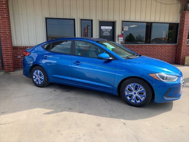 Hyundai Elantra  2017