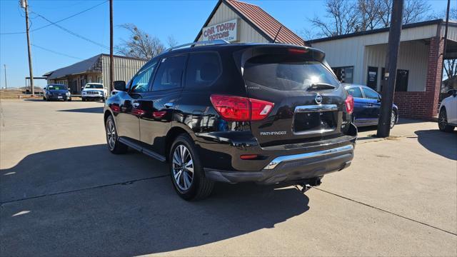 Nissan Pathfinder  2017