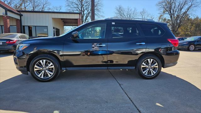 Nissan Pathfinder  2017