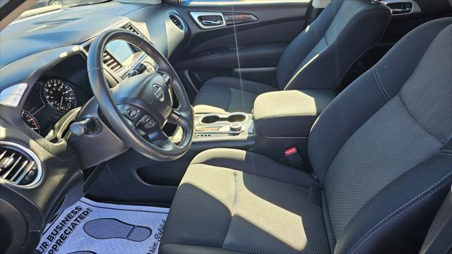 Nissan Pathfinder  2017