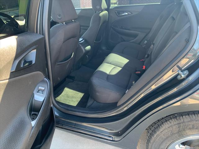 Chevrolet Malibu  2018