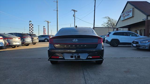 Hyundai Sonata  2021
