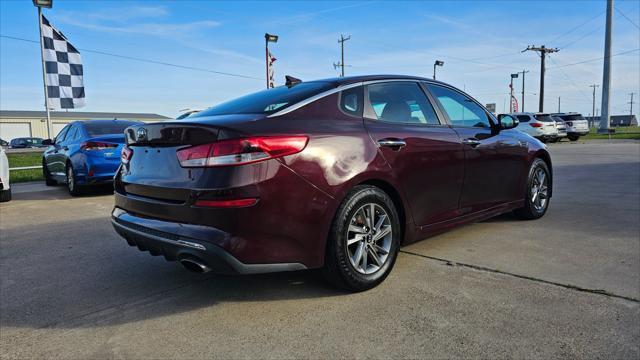 Kia Optima  2019
