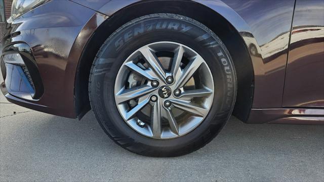 Kia Optima  2019