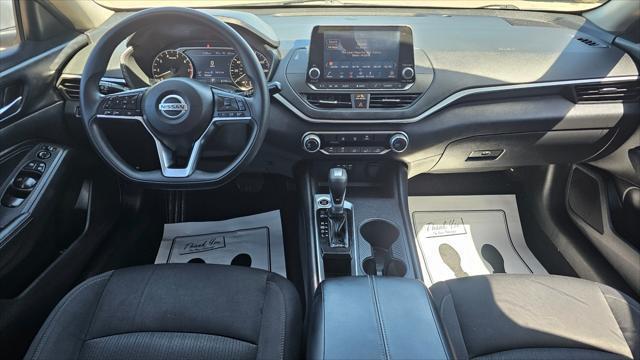 Nissan Altima  2020