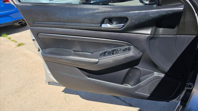 Nissan Altima  2020