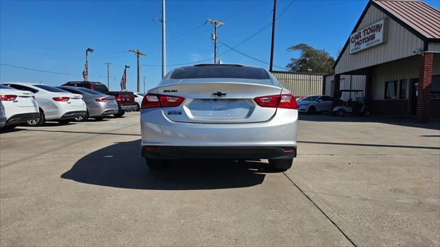 Chevrolet Malibu  2018