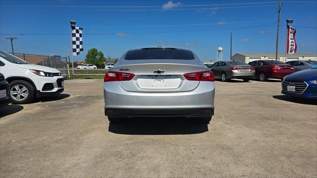 Chevrolet Malibu  2018