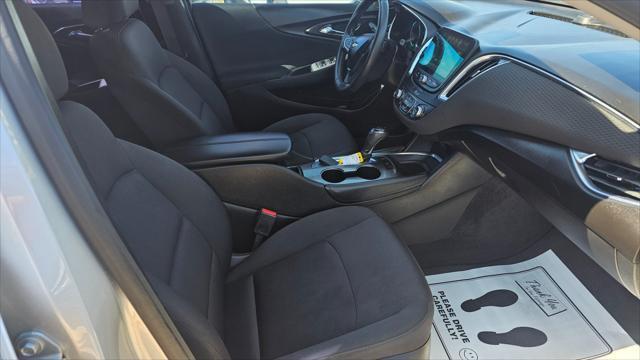 Chevrolet Malibu  2018