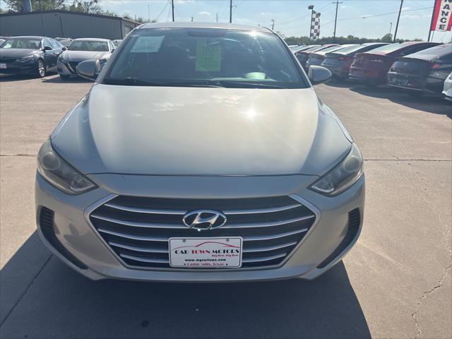 Hyundai Elantra  2017