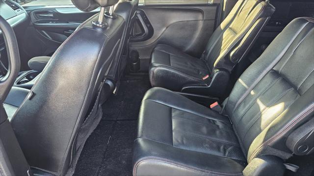 Dodge Grand Caravan  2017