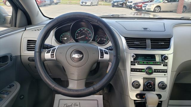 Chevrolet Malibu  2012