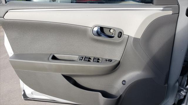 Chevrolet Malibu  2012